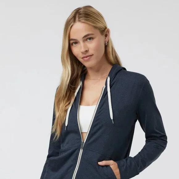 Vuori Halo Hoodie - Picture 1 of 3